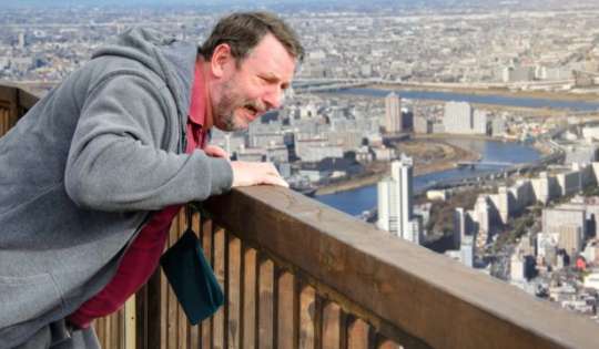 How Can Los Angeles Hypnotherapist Help You Overcome Fear of Heights?